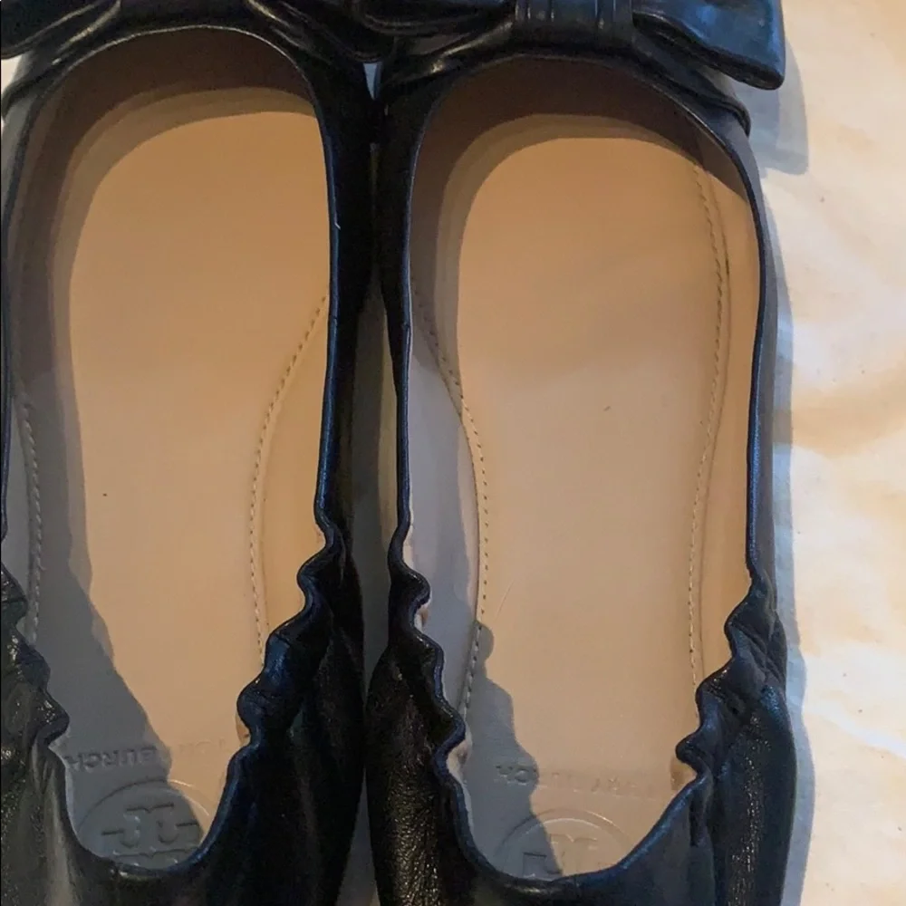 Tory Burch Black Leather Bow Ballet Flats